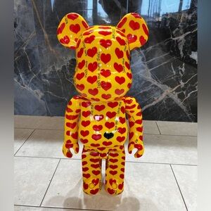 Medicom Bearbrick Yellow Heart Amplifier 23th Memorial 1000% Be@rbrick